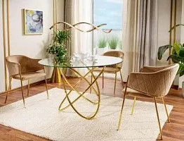 Прозрачный